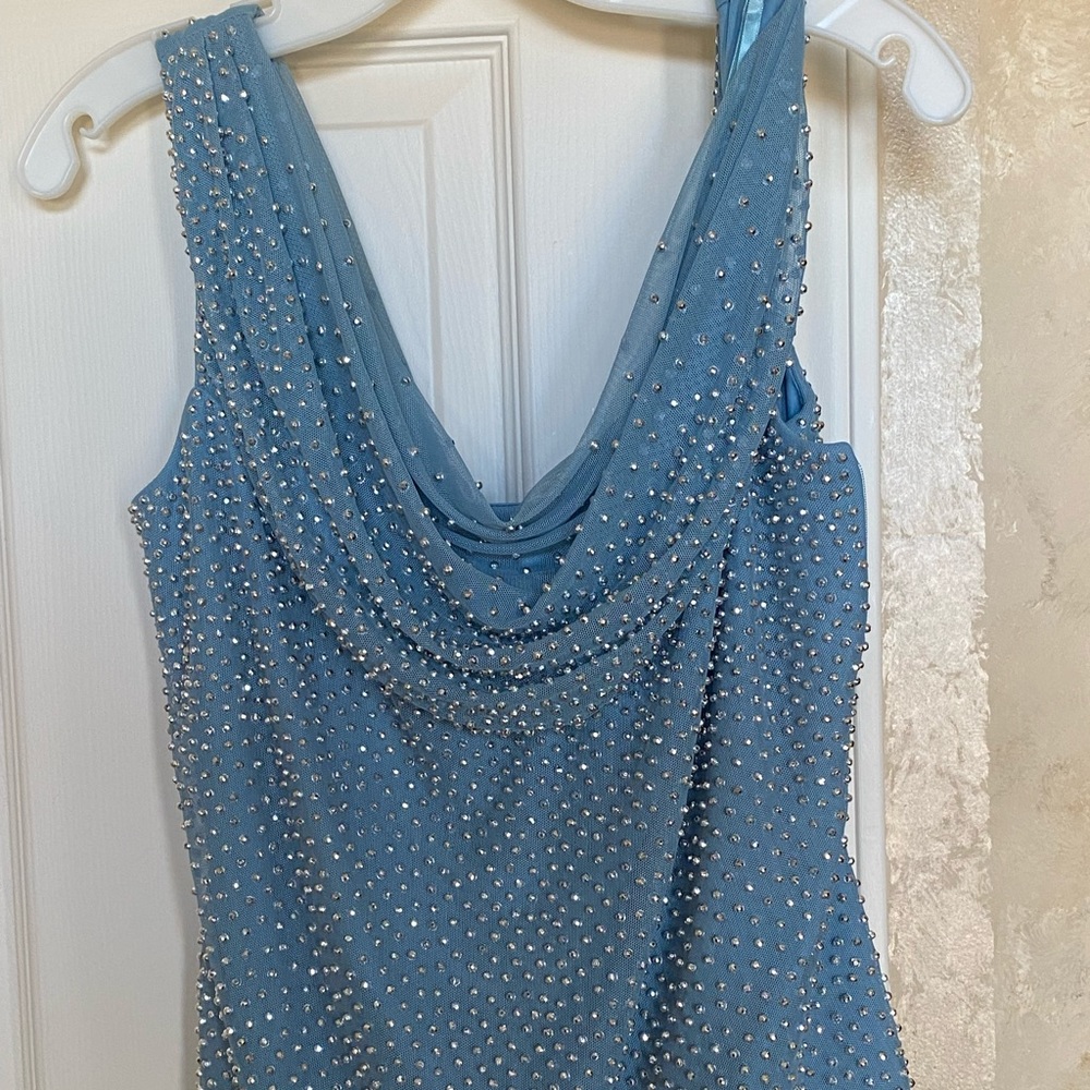 Evening dress - Picture 2 of 5